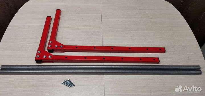 Кронштейн для хранения автомобильных колёс на стен