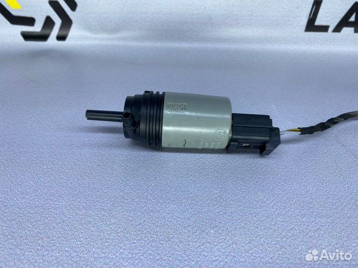 Насос омывателя стекла Bmw 5 E61 рестайлинг N53B30