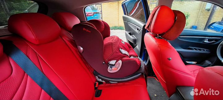 Cybex Sirona Plus i-size