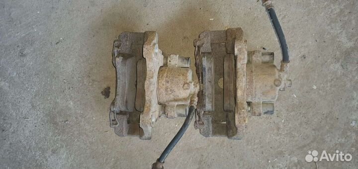 Опель зафира B суппорт