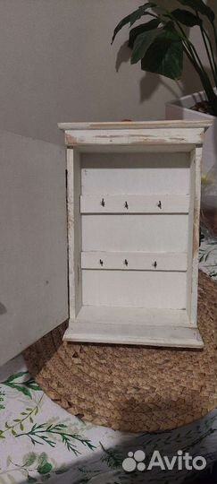 Ключница настенная