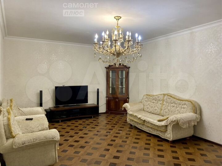 3-к. квартира, 120 м², 6/6 эт.