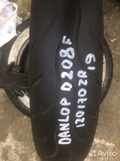 Danlop D-208F 120/70/19 (3)