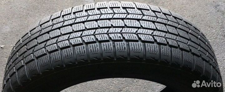 Dunlop Graspic DS3 215/60 R17