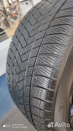 Pirelli Scorpion Winter 275/45 R21 и 315/40 R21 110V