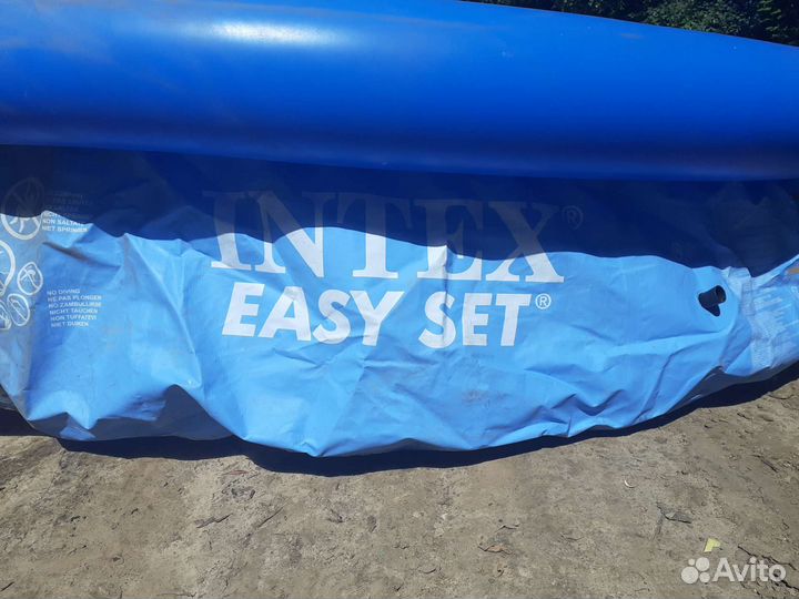 Надувной бассейн