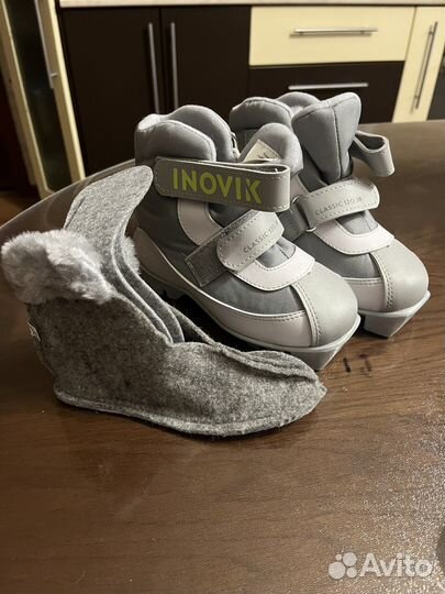 Лыжные ботинки новые