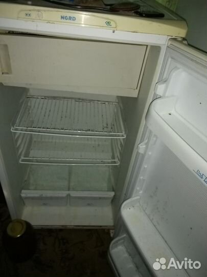 Холодильник маленький