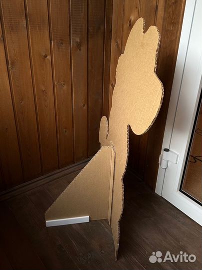 Картонная фигура льва для фотозоны