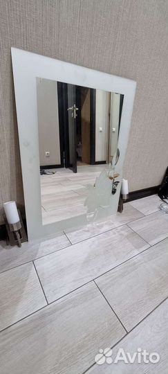 Зеркало настенное с пескоструйным рисунком