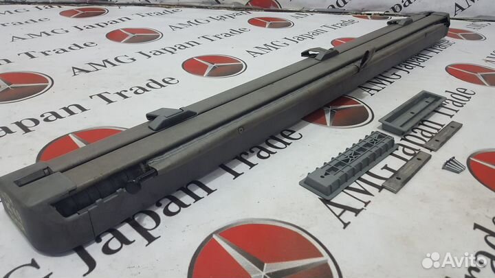 Шторка на Mercedes W124 TE/S