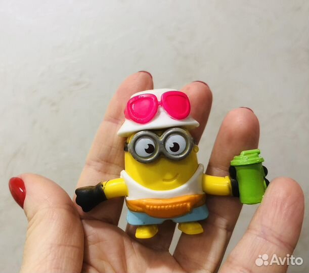 Миньоны из макдональдса цена за всё