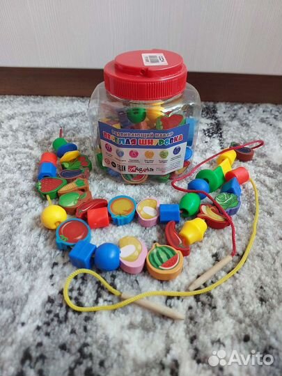 Развивающие игрушки для малышей