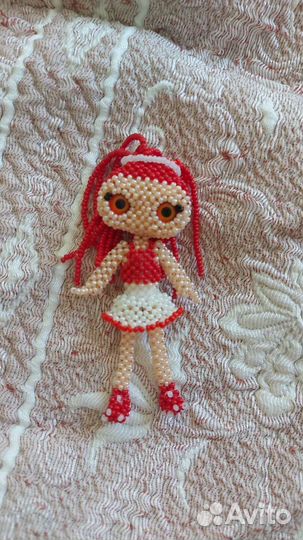 Куколка из бисера Лили