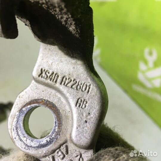 Петля двери передней Форд Фокус 1