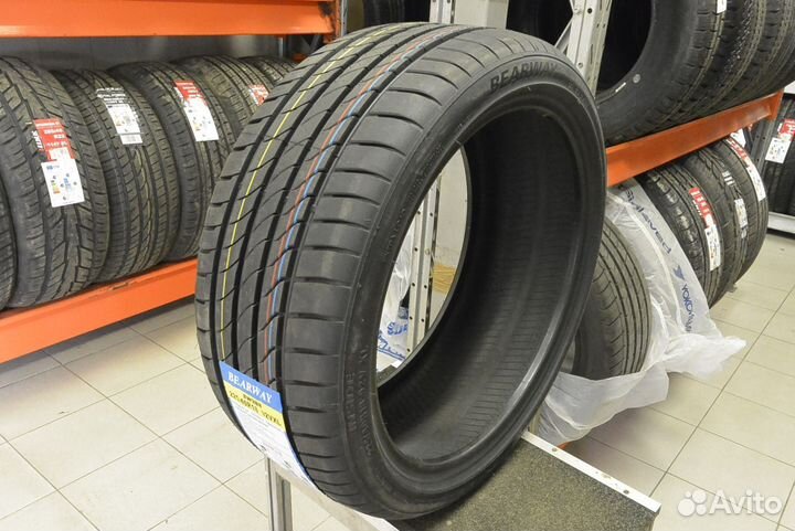 Bearway BW388 225/40 R18 92V