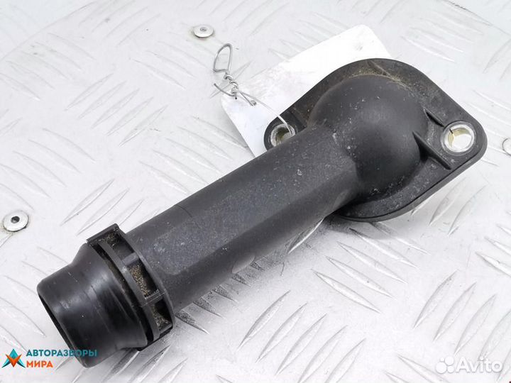 Корпус термостата Volkswagen Passat B3 1997