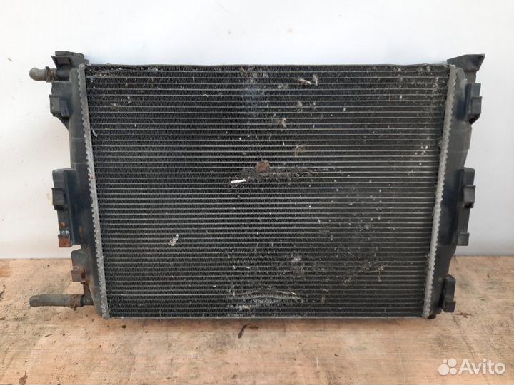 Радиатор основной Renault Scenic минивэн 1.4