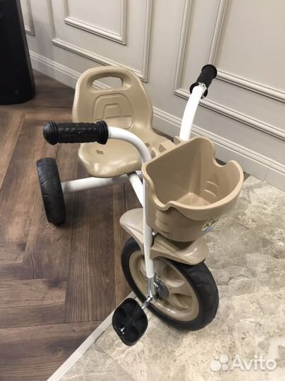 Детский трехколесный велосипед