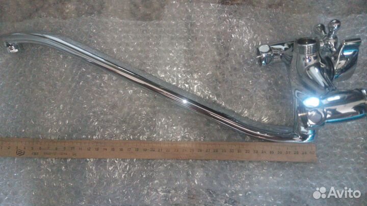 Смеситель с длинным краном для ванной Китай новый