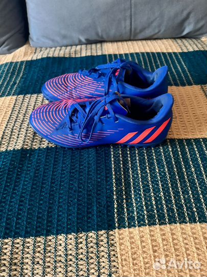 Бутсы adidas predator