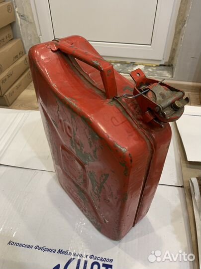 Топливный бак для лодочного мотора