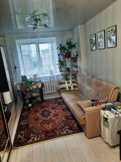 Комната 17 м² в 5-к., 6/9 эт.