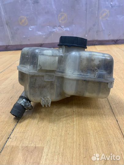 Бачок расширительный Ford Fiesta 2011
