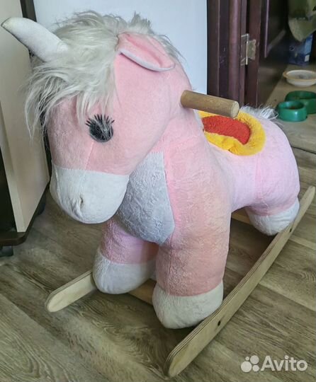 Детская качалка лошадь