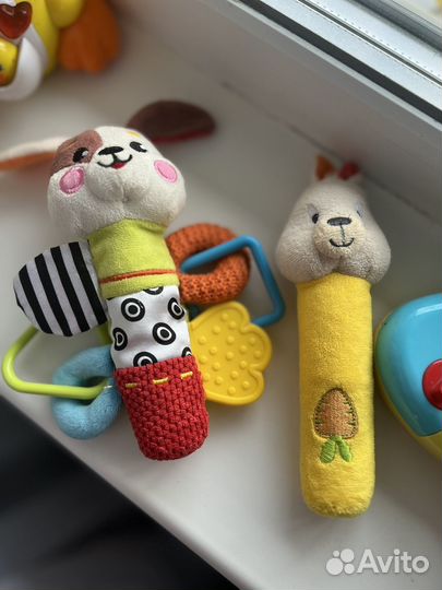 Развивающие игрушки пакетом