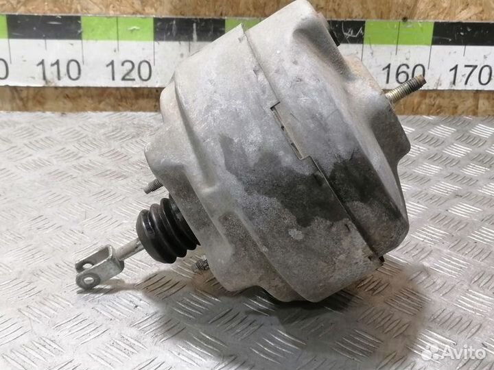 Усилитель тормозов вакуумный Volvo 700 series 1984