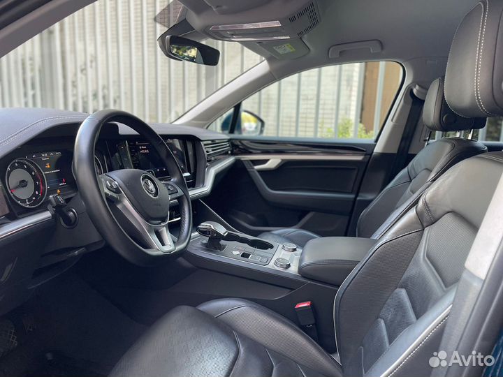 Volkswagen Touareg 2.0 AT, 2019, 64 000 км