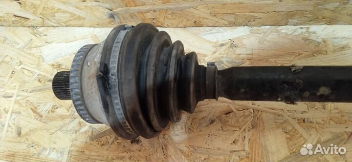 Полуось передняя Audi A4 B5 1999