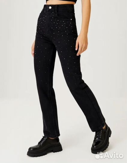 Джинсы со стразами
