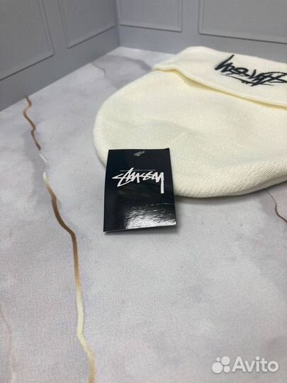 Новая шапка Stussy