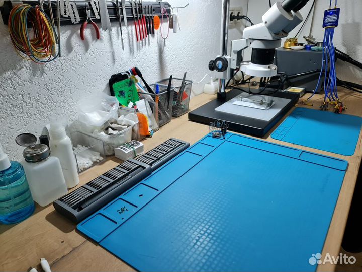 Аккумулятор с установкой iPhone 8, 8 Plus, SE 2020