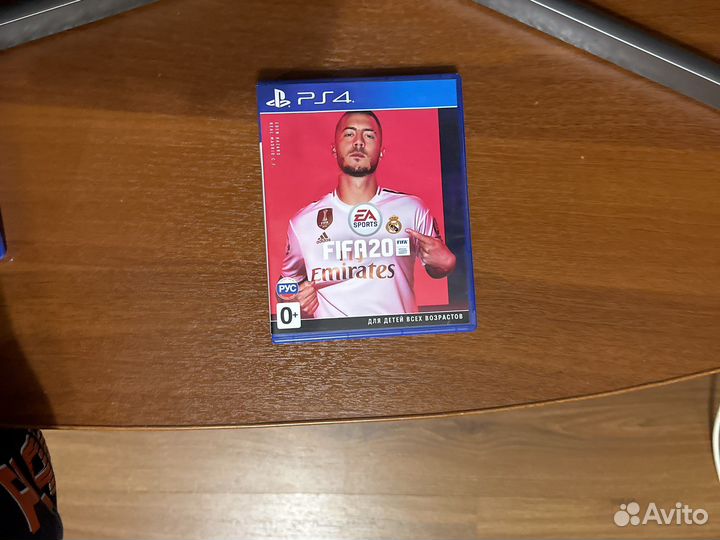 Игра ps4 Fifa 20