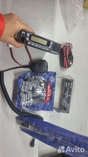 Радиостанция Kenwood