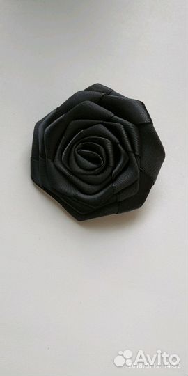 «Брошь-цветок черного цвета»