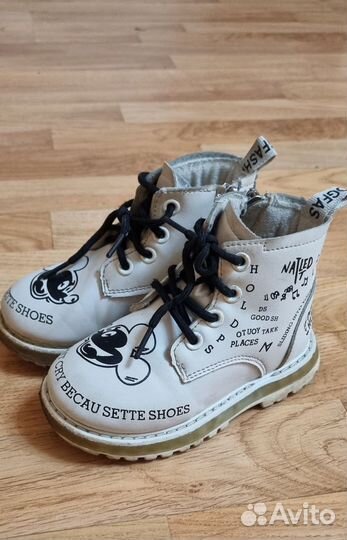 Ботинки для девочки 25