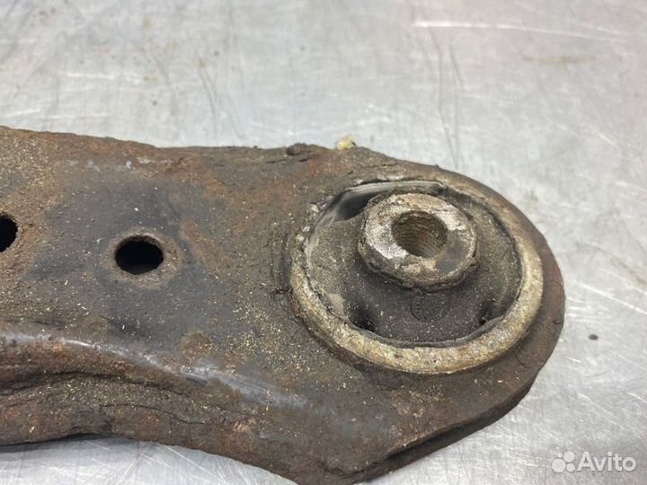 Рычаг передний Volkswagen Bora 1997-2005 седан 2