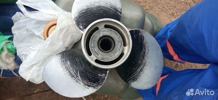 Винт гребной suzuki 90