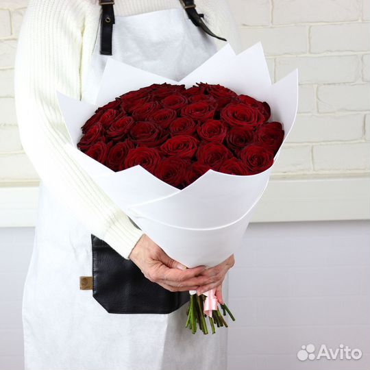 Красные розы - красивый букет, доставим по городу
