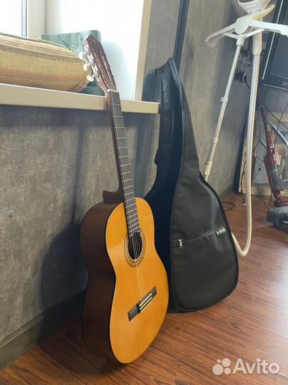 Акустическая гитара