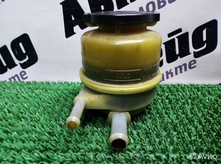 Бачок гидроусилителя Toyota Camry ACV30 2AZ-FE