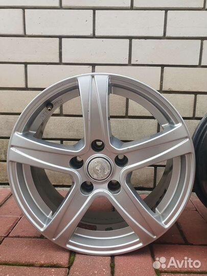 Литые диски r16