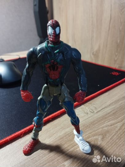 Spider man classics фигурка