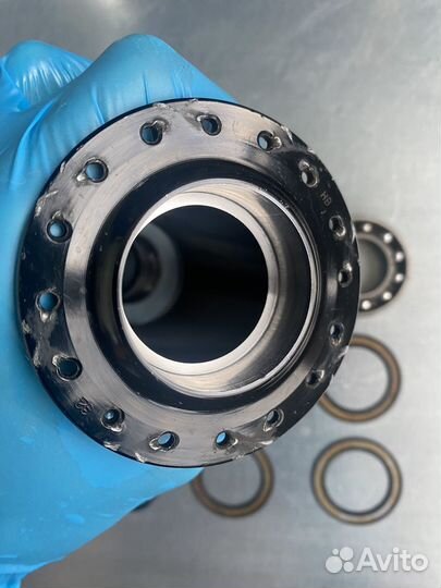 Втулка передняя под 20мм ось