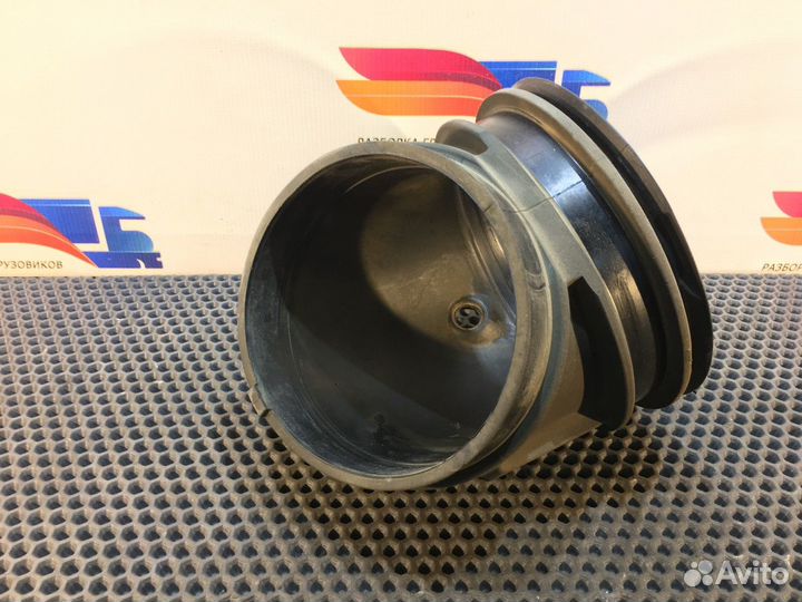 8149067 Патрубок воздушного фильтра