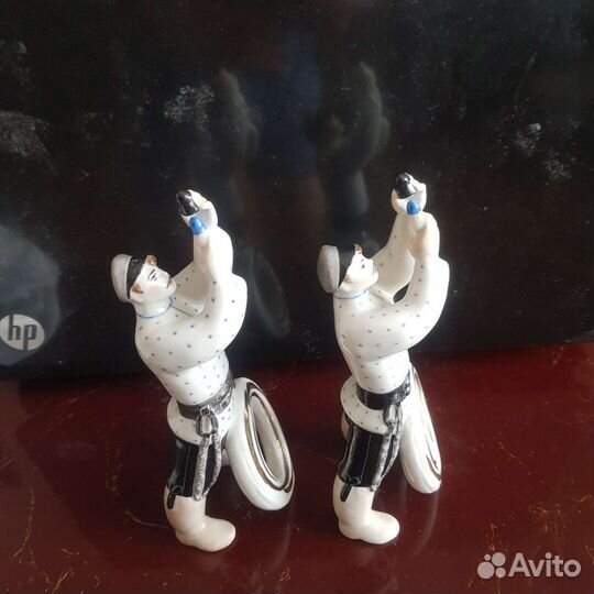 Фарфоровый статуэтка